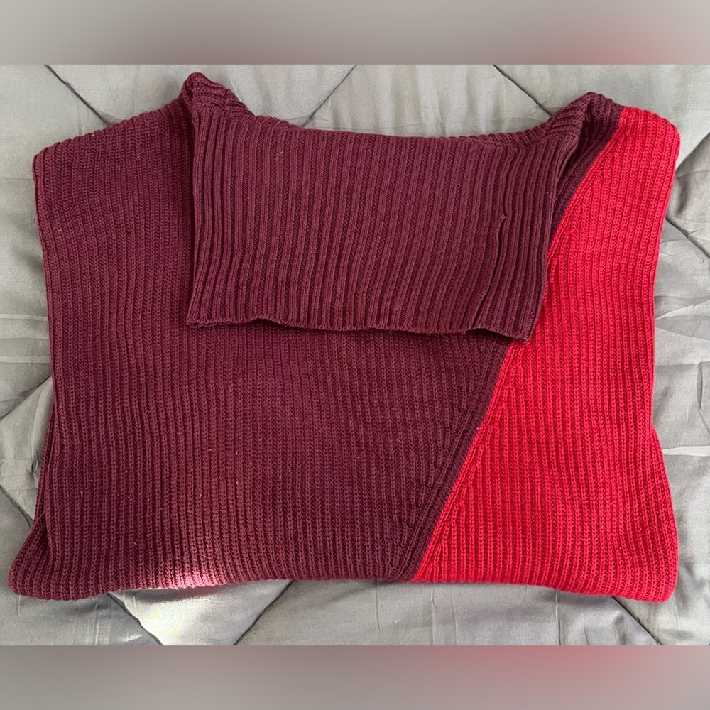 ALFANI Women's NWOT Ribbed 2-Tone (Red/Purple) Turtleneck Sweater. Size: (XL). - Picture 5 of 10